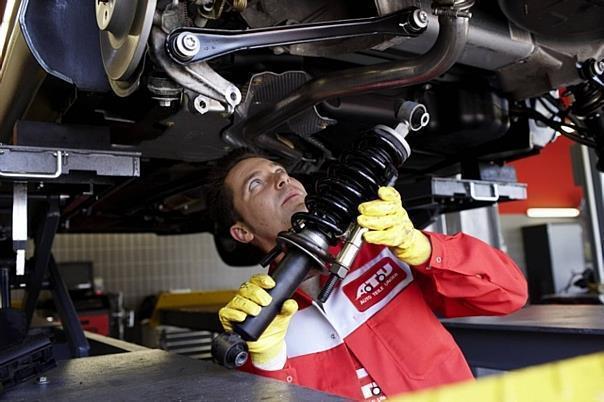 Stoßdämpfer versagen ihren Dienst nur zögerlich. Gerade das macht die Sache so gefährlich. Foto: A.T.U/Auto-Reporter.NET